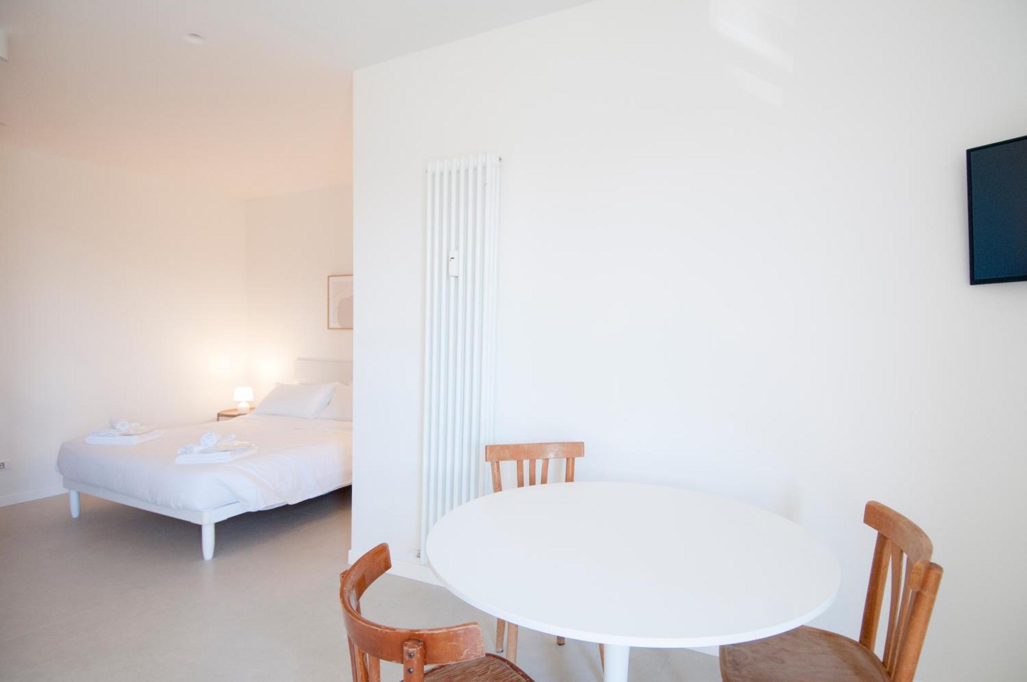 Zefiro - Saffi Design Apartments - Ambrogiohost โบโลญญา ภายนอก รูปภาพ
